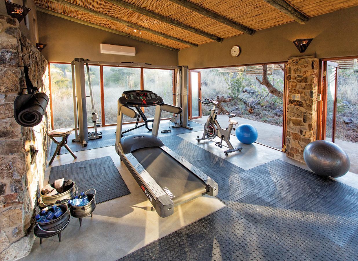 Tuningi Safari Lodge Madikwe Game Reserve Exterior photo